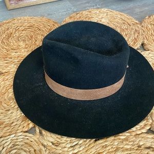 Gigi Pip black/brown rancher 🌵size 57 S/M